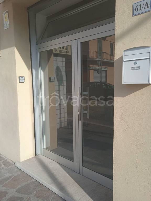 locale commerciale in vendita a Montesilvano