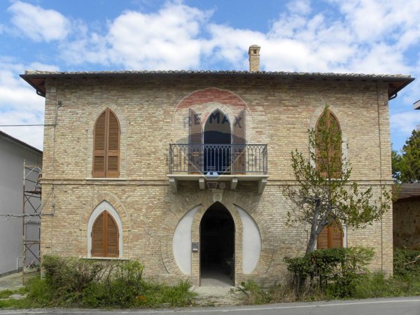 casa indipendente in vendita a Montesilvano in zona Montesilvano Colle