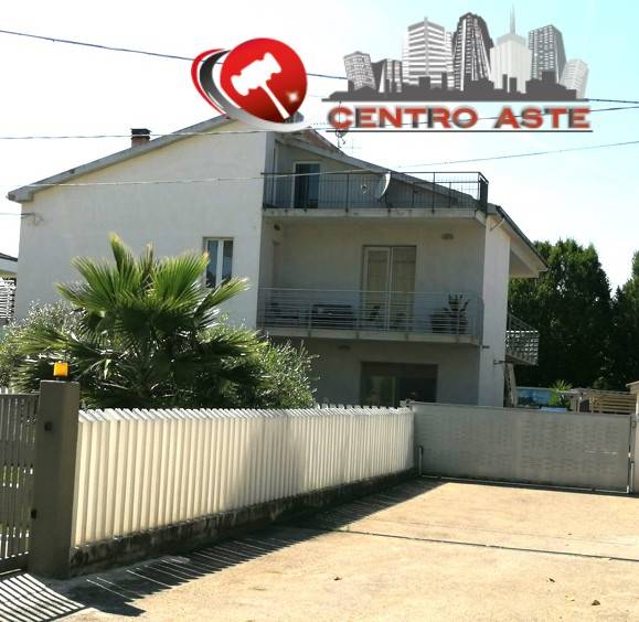 casa indipendente in vendita a Montesilvano