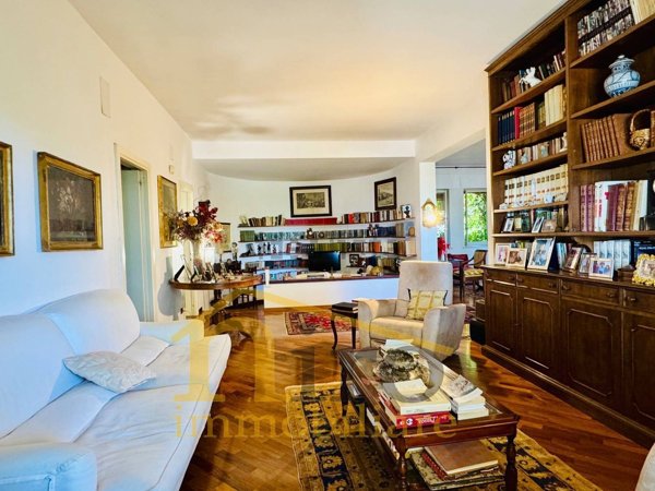 casa indipendente in vendita a Montesilvano in zona Montesilvano Colle