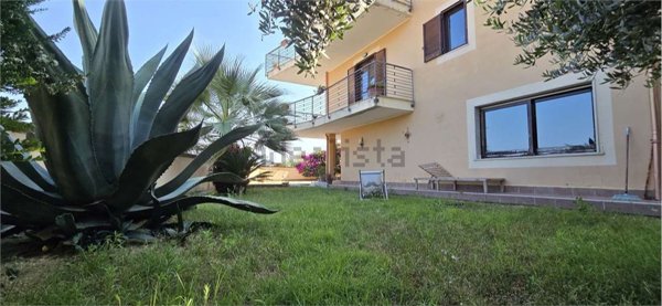 casa indipendente in vendita a Montesilvano in zona Montesilvano Colle