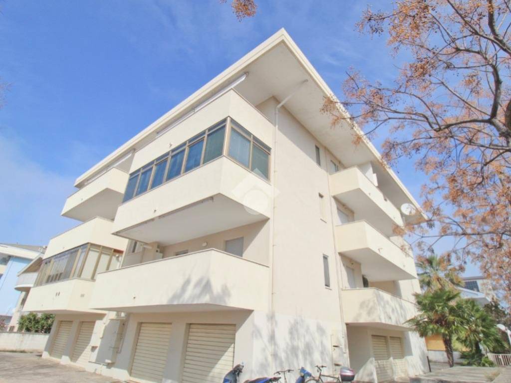 appartamento in vendita a Montesilvano in zona Montesilvano Marina