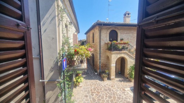 casa indipendente in vendita a Montesilvano