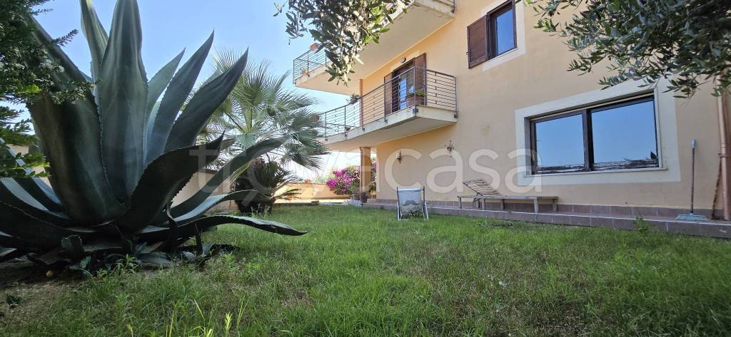 casa indipendente in vendita a Montesilvano in zona Montesilvano Colle