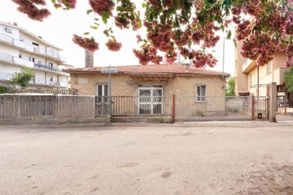 casa indipendente in vendita a Montesilvano