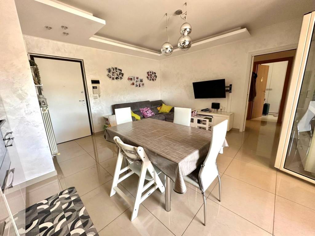 appartamento in vendita a Montesilvano in zona Villa Carmine