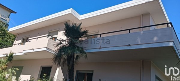 casa indipendente in vendita a Montesilvano