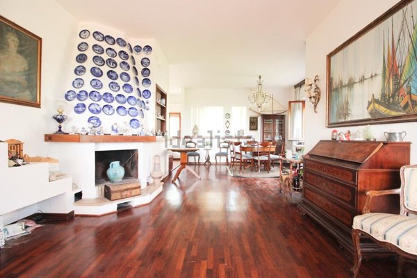 casa indipendente in vendita a Montesilvano
