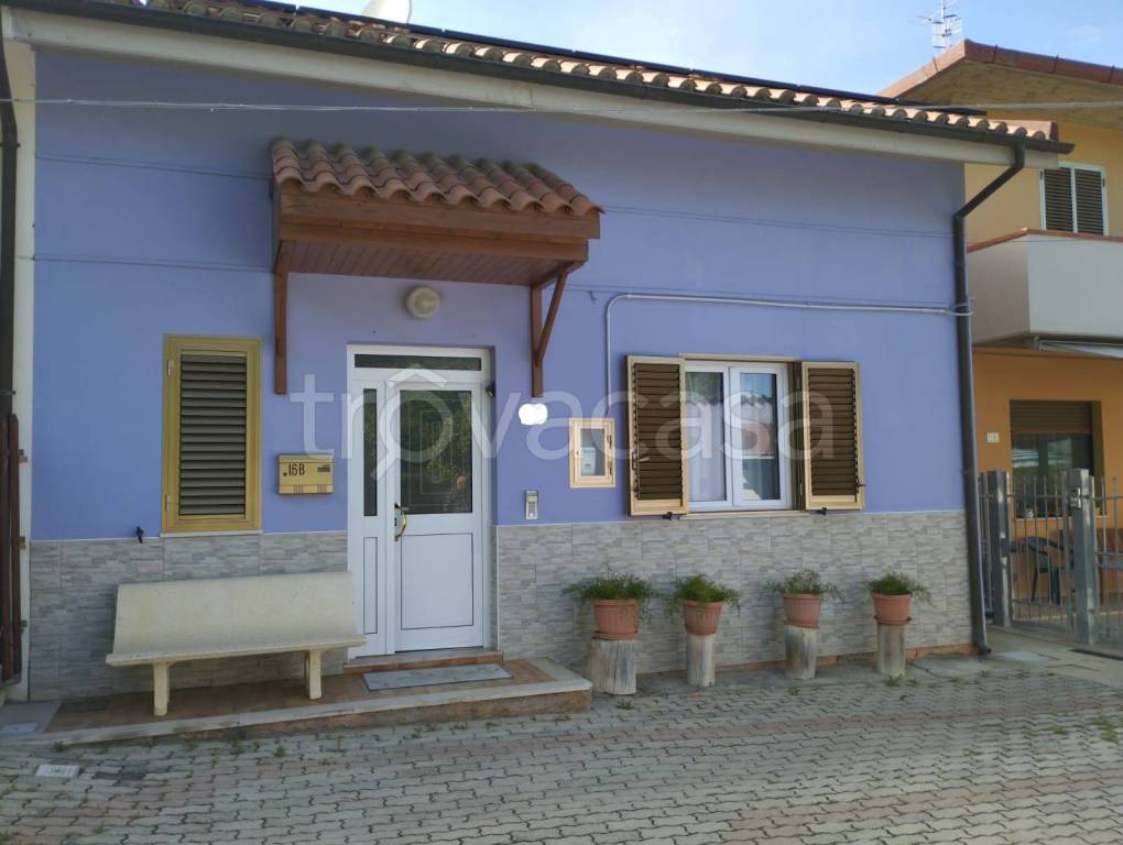 casa indipendente in vendita a Montesilvano in zona Montesilvano Colle