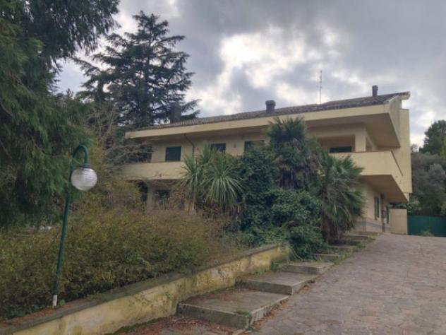 casa indipendente in vendita a Montesilvano