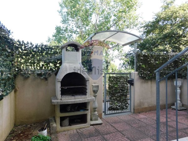 casa indipendente in vendita a Montesilvano in zona Villa Carmine