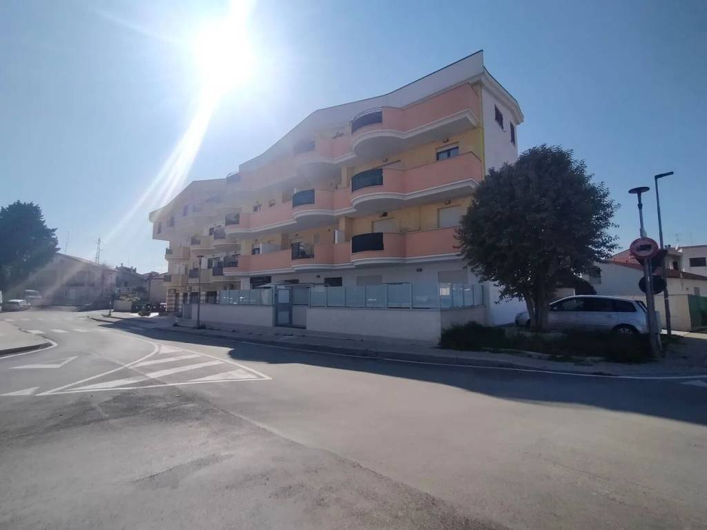appartamento in vendita a Montesilvano in zona Villa Carmine