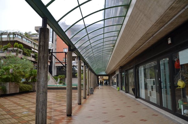 locale commerciale in vendita a Montesilvano