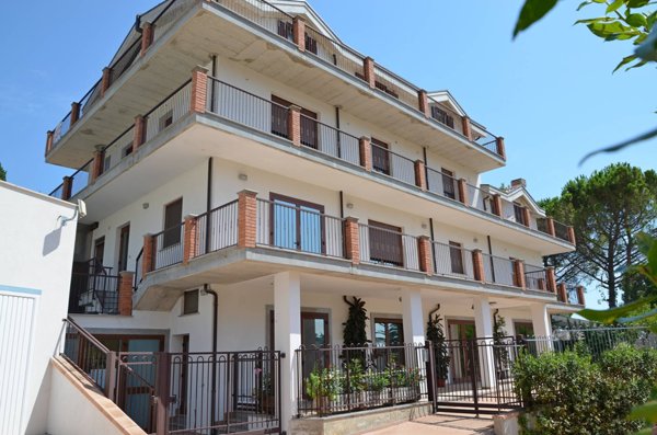 casa indipendente in vendita a Montesilvano