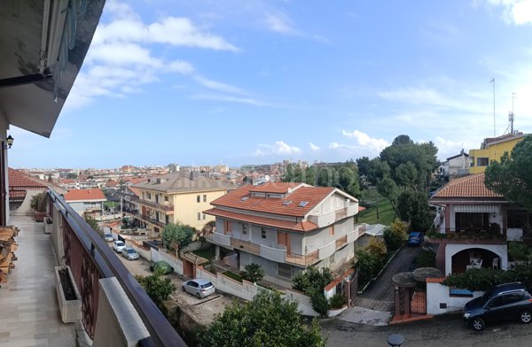 casa indipendente in vendita a Montesilvano