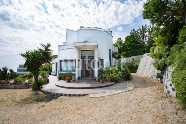 appartamento in vendita a Montesilvano in zona Montesilvano Colle