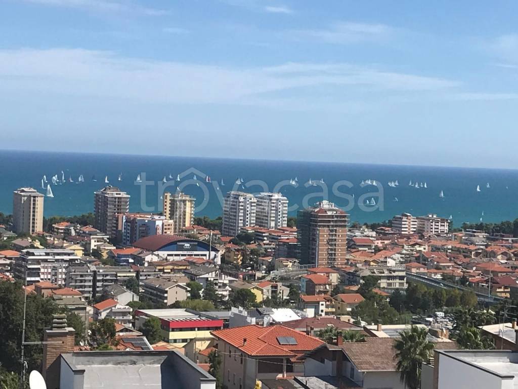 terreno agricolo in vendita a Montesilvano in zona Montesilvano Colle