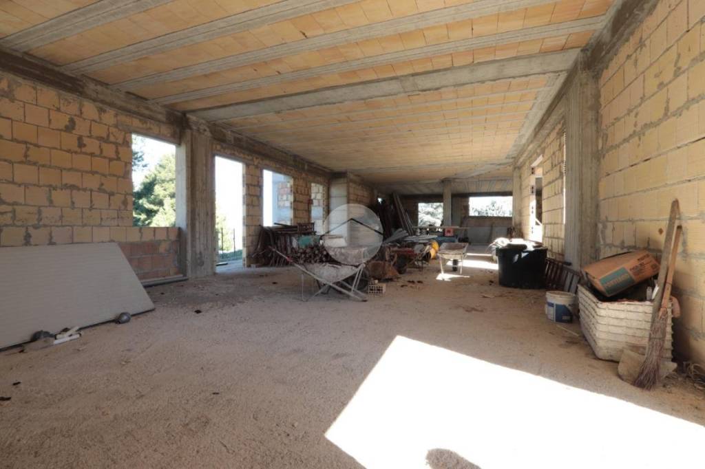 casa indipendente in vendita a Montesilvano in zona Montesilvano Colle