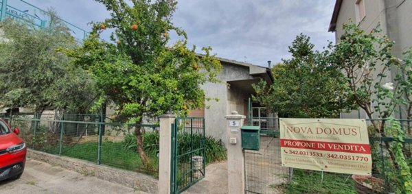 casa indipendente in vendita a Montesilvano