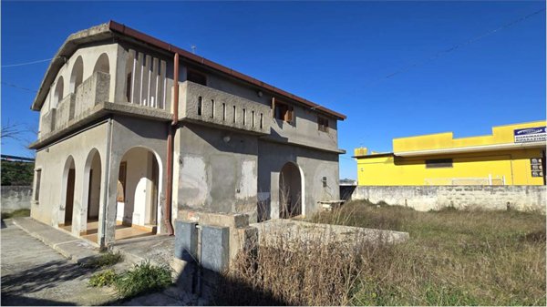 casa indipendente in vendita a Montesilvano