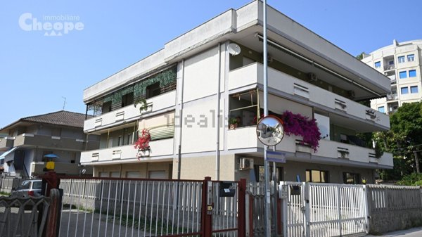 appartamento in vendita a Montesilvano in zona Montesilvano Marina