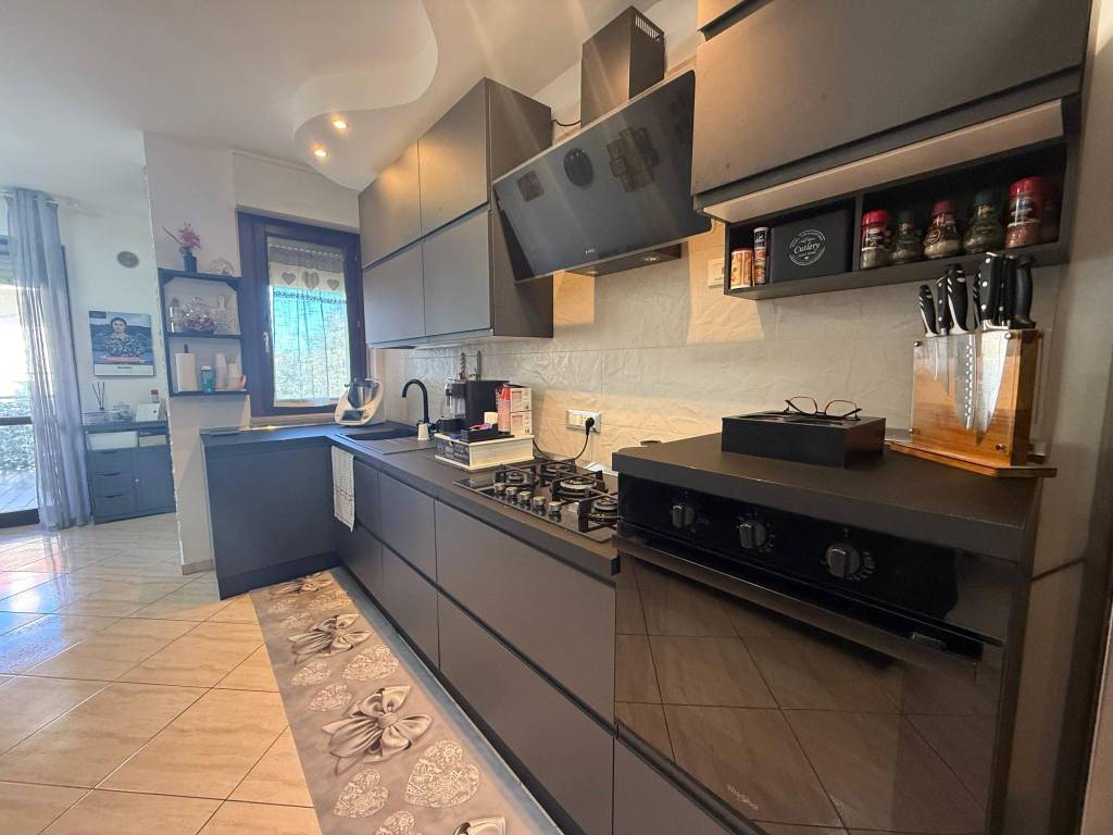 appartamento in vendita a Montesilvano in zona Villa Carmine