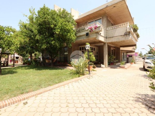 casa indipendente in vendita a Montesilvano