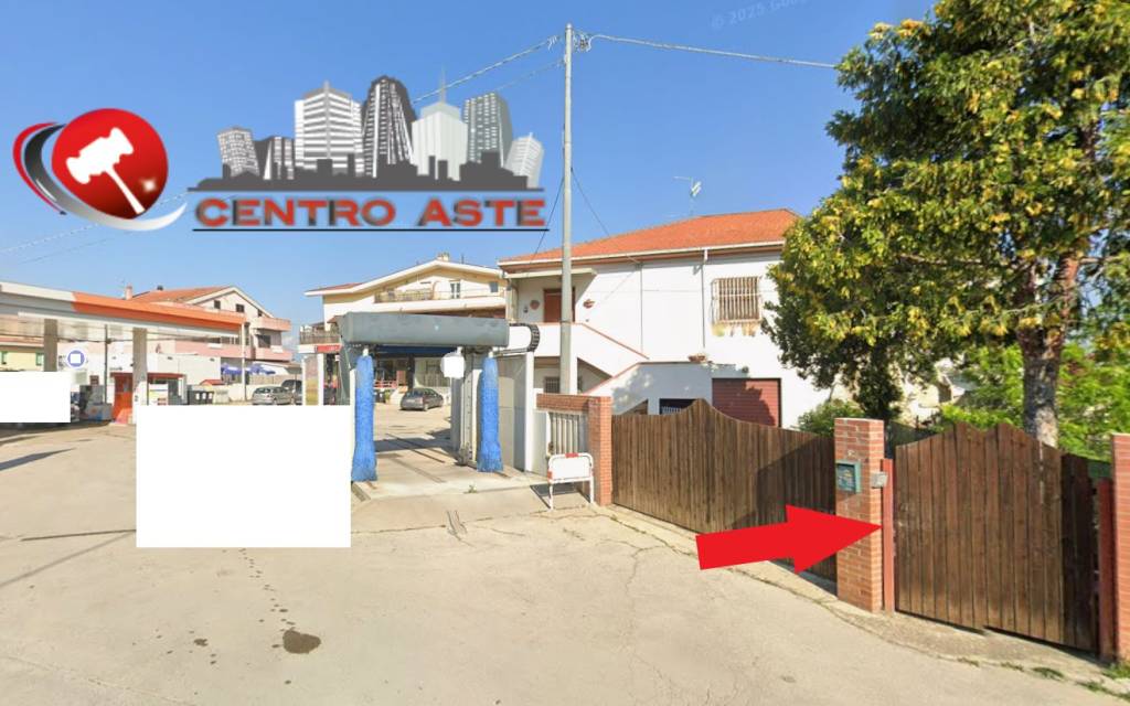 casa indipendente in vendita a Montesilvano