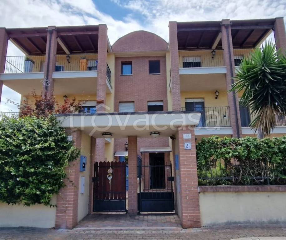 casa indipendente in vendita a Montesilvano