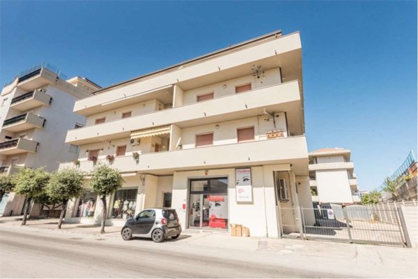 appartamento in vendita a Montesilvano in zona Villa Carmine