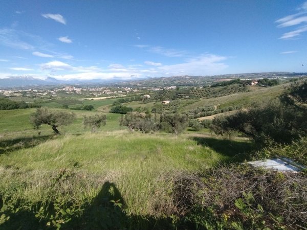 terreno edificabile in vendita a Montesilvano