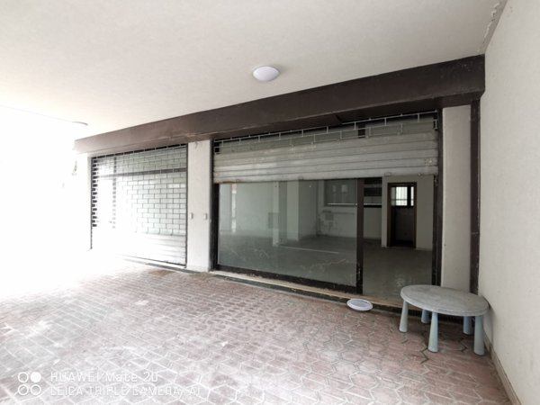 locale commerciale in vendita a Montesilvano