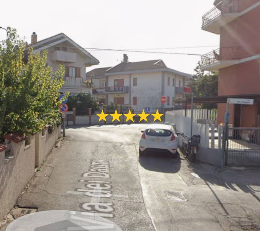 casa indipendente in vendita a Montesilvano