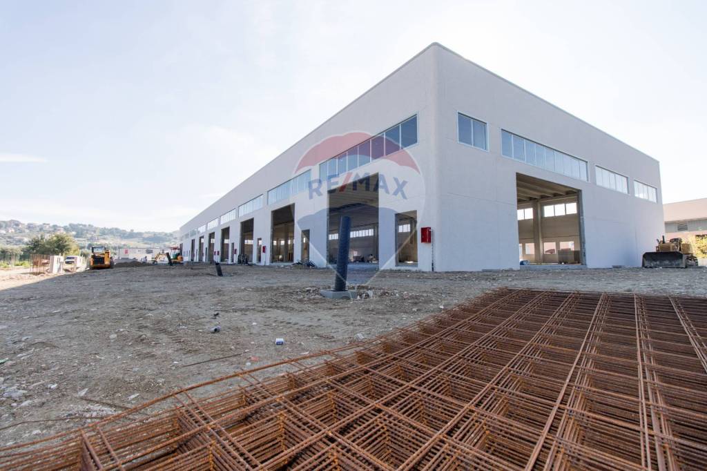 terreno edificabile in vendita a Montesilvano in zona Trave