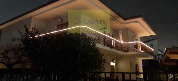 casa indipendente in vendita a Montesilvano