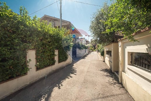 casa indipendente in vendita a Montesilvano