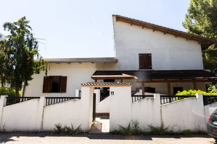 casa indipendente in vendita a Montesilvano