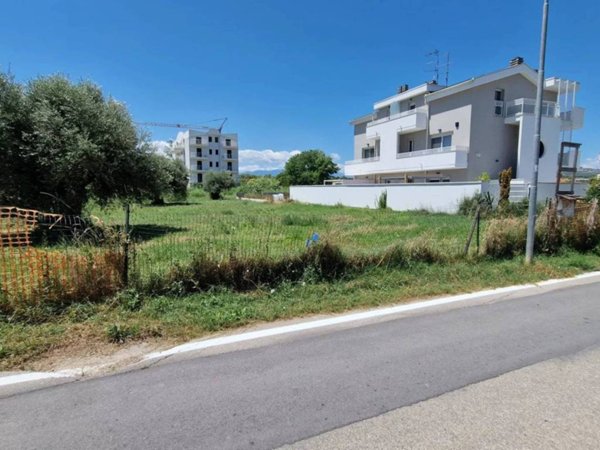 terreno edificabile in vendita a Montesilvano