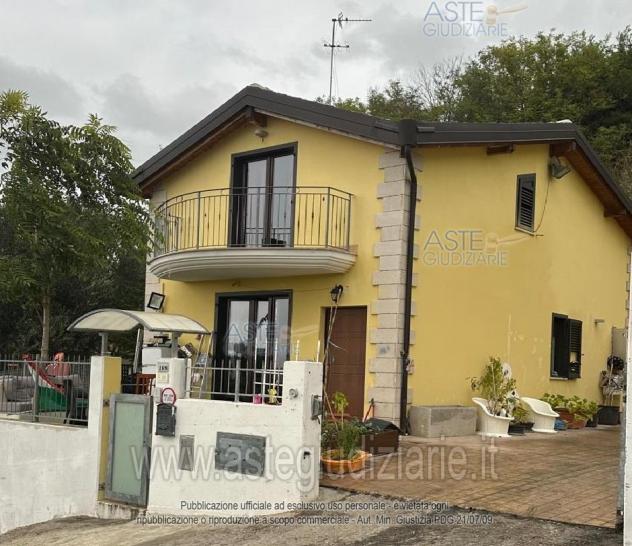 casa indipendente in vendita a Montesilvano