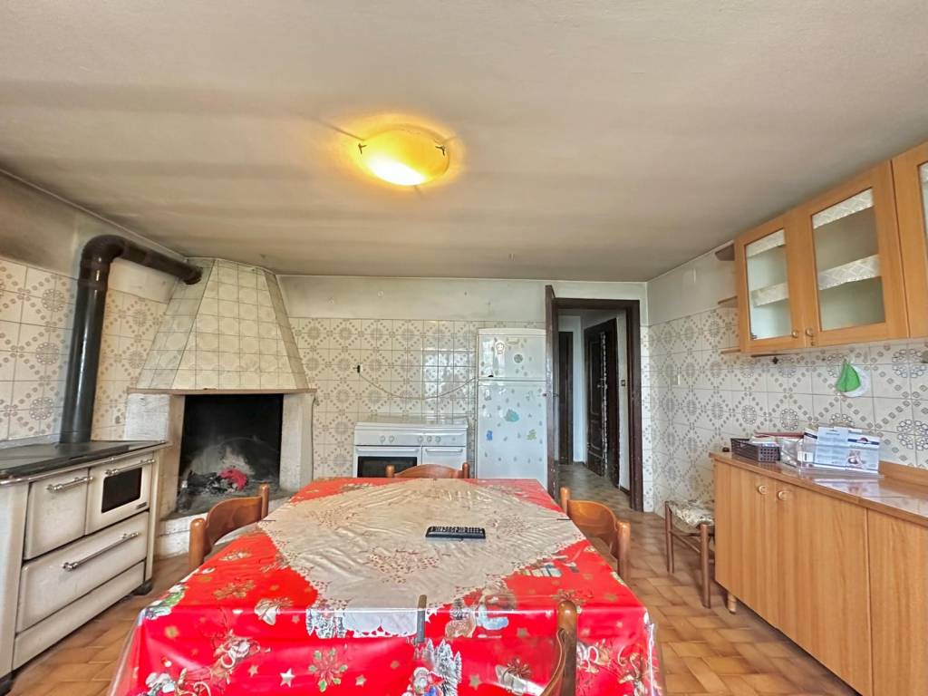 casa indipendente in vendita a Montesilvano in zona Montesilvano Colle