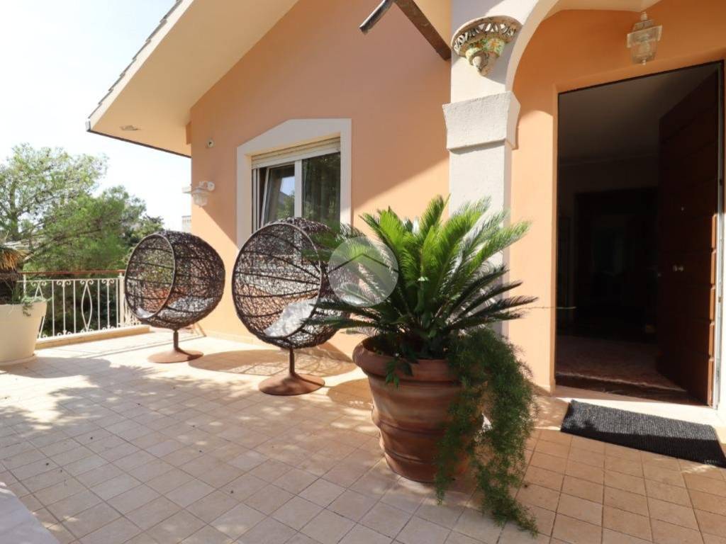 casa indipendente in vendita a Montesilvano