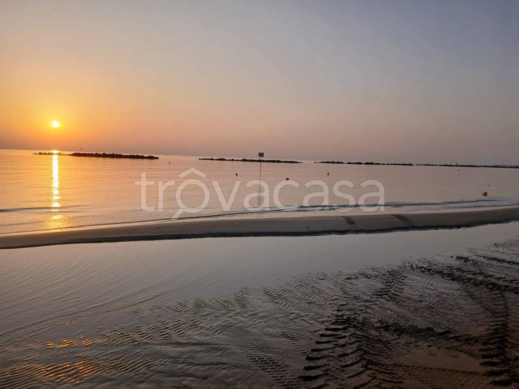 casa indipendente in vendita a Montesilvano