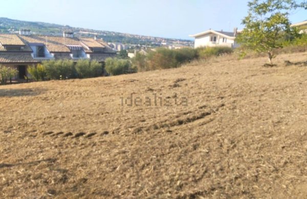 terreno edificabile in vendita a Montesilvano