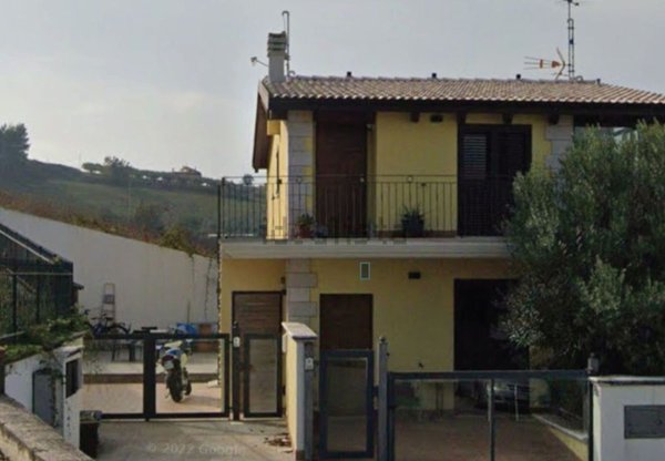 casa indipendente in vendita a Montesilvano