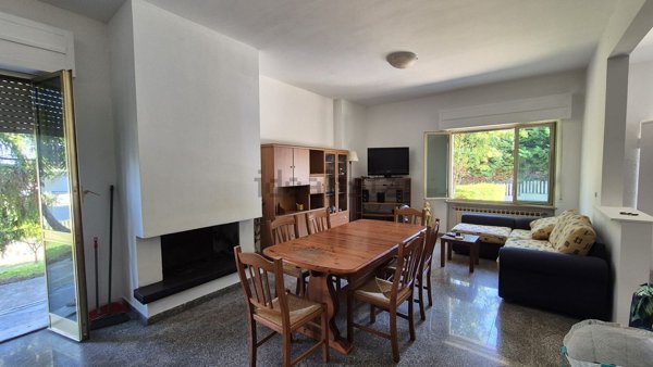 casa indipendente in vendita a Montesilvano