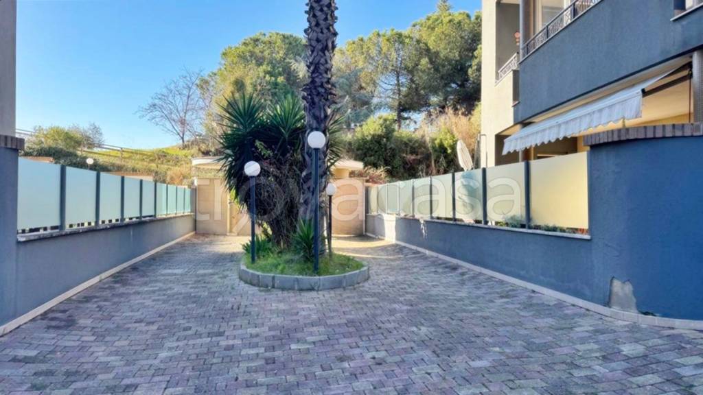 appartamento in vendita a Montesilvano in zona Villa Carmine