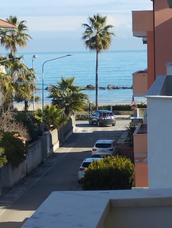 casa indipendente in vendita a Montesilvano