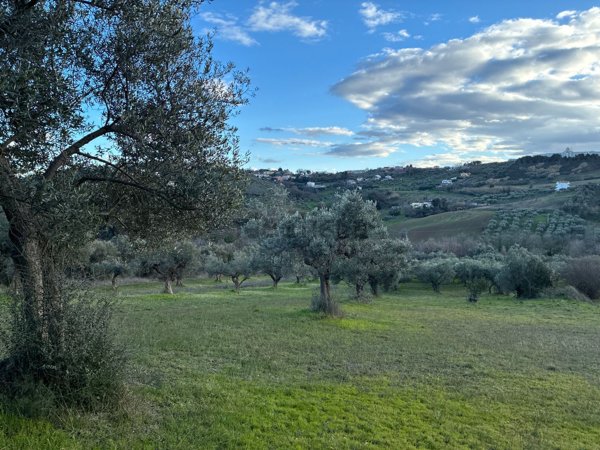 terreno edificabile in vendita a Montesilvano