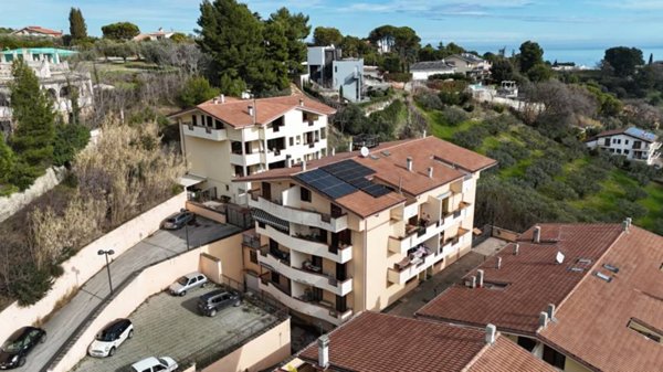 appartamento in vendita a Montesilvano in zona Montesilvano Colle