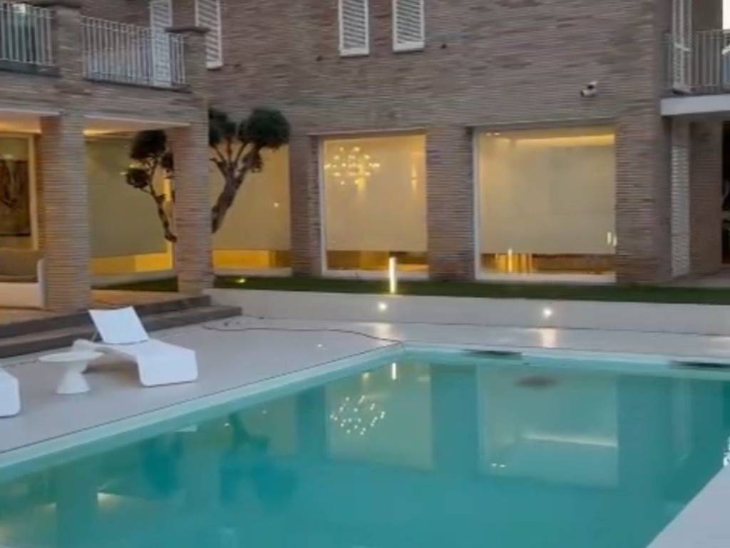 casa indipendente in vendita a Montesilvano in zona Montesilvano Colle